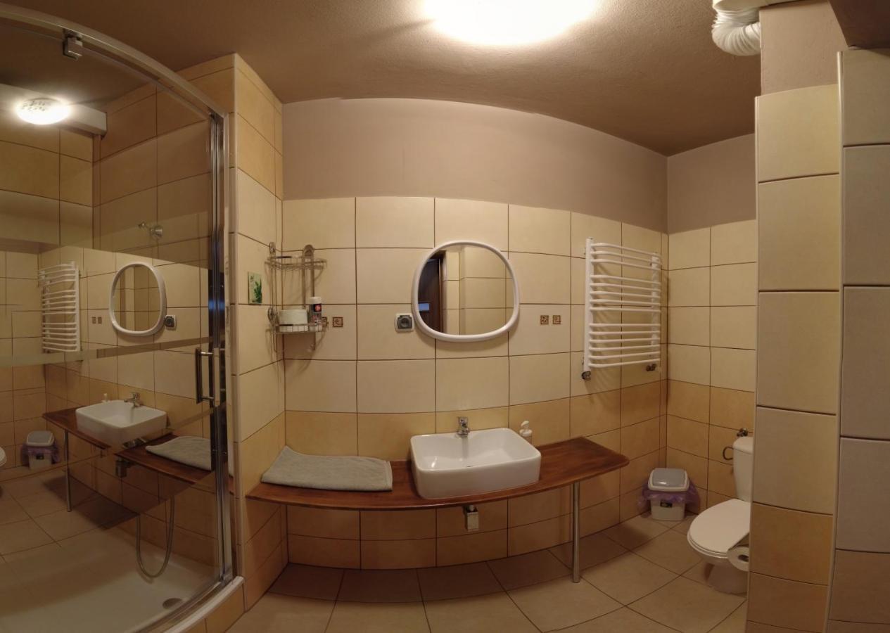 Pokoje Goscinne Pod Cuprona Szczawnica Kültér fotó